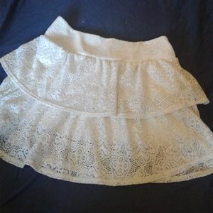 White floral layered skirt